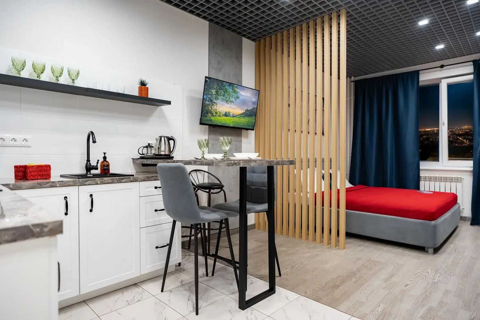 Апартаменты Sky Skolkovo 390 на улице Овражная 47А