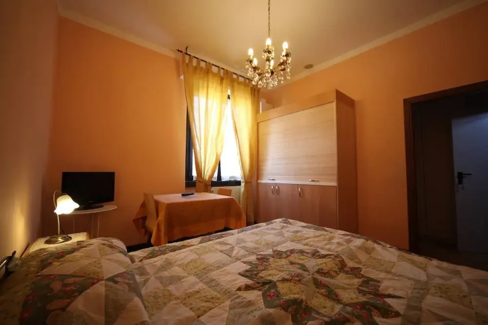 Room in Apartment - Studio Flat 15 Min From Milancenter