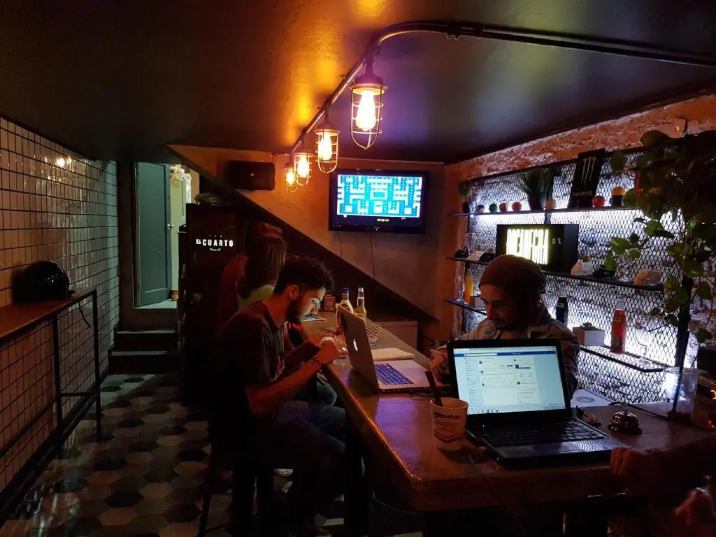 Blue Pepper Chapultepec