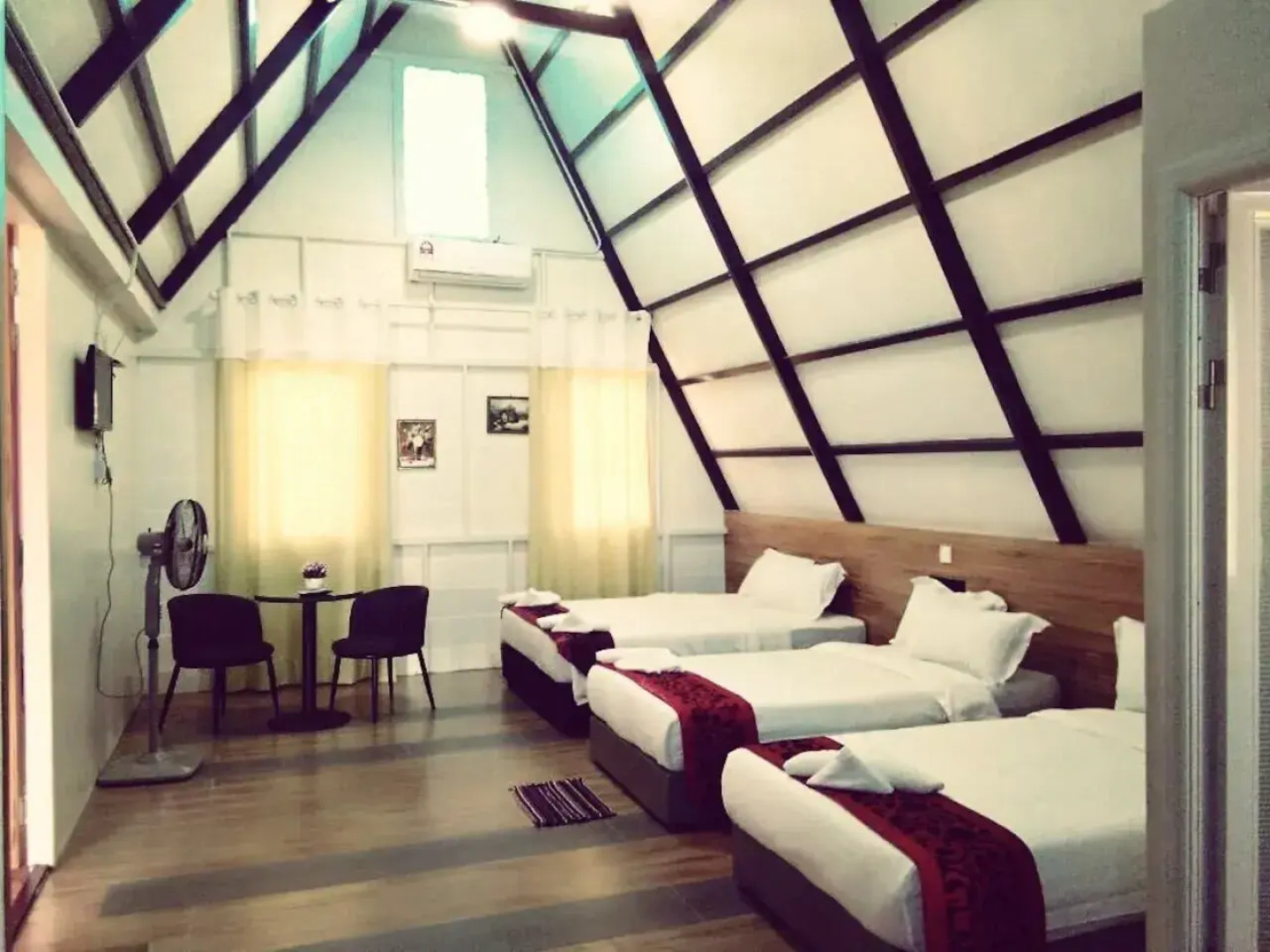 Dreamland Beach Holiday