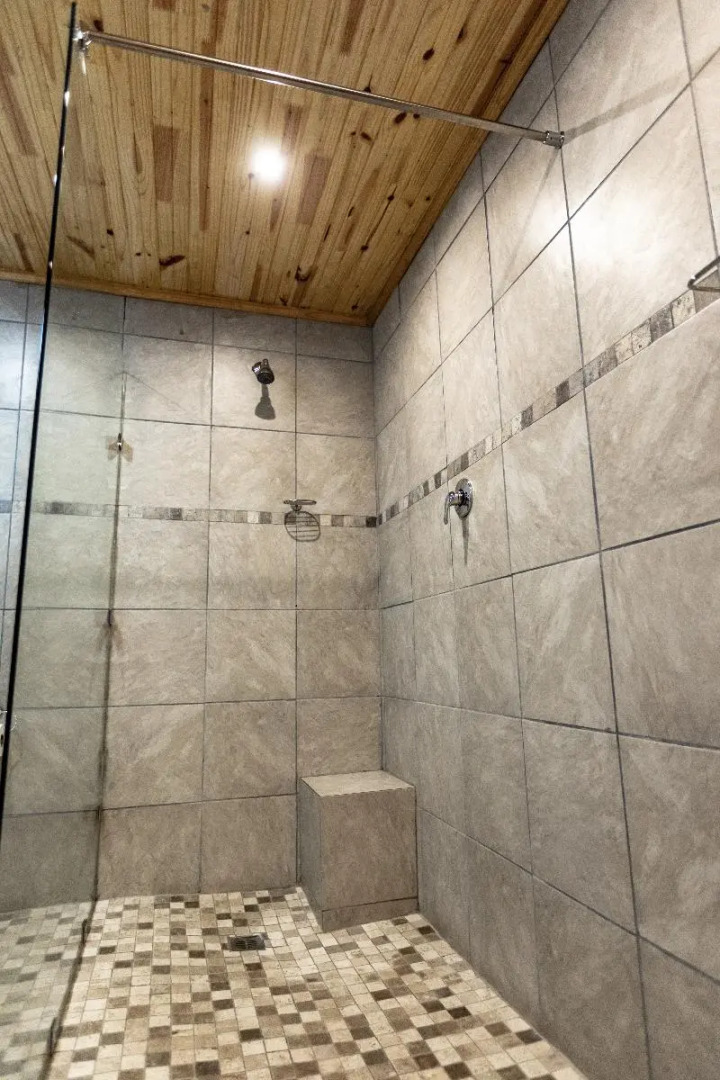 Gooderson DumaZulu Lodge