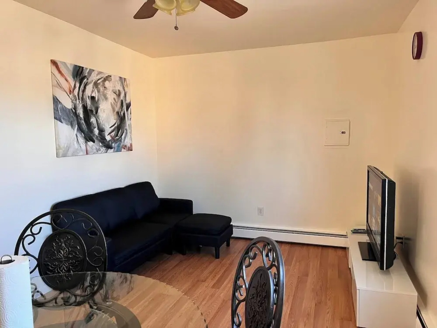 Amazing Three Bedrooms Apartment