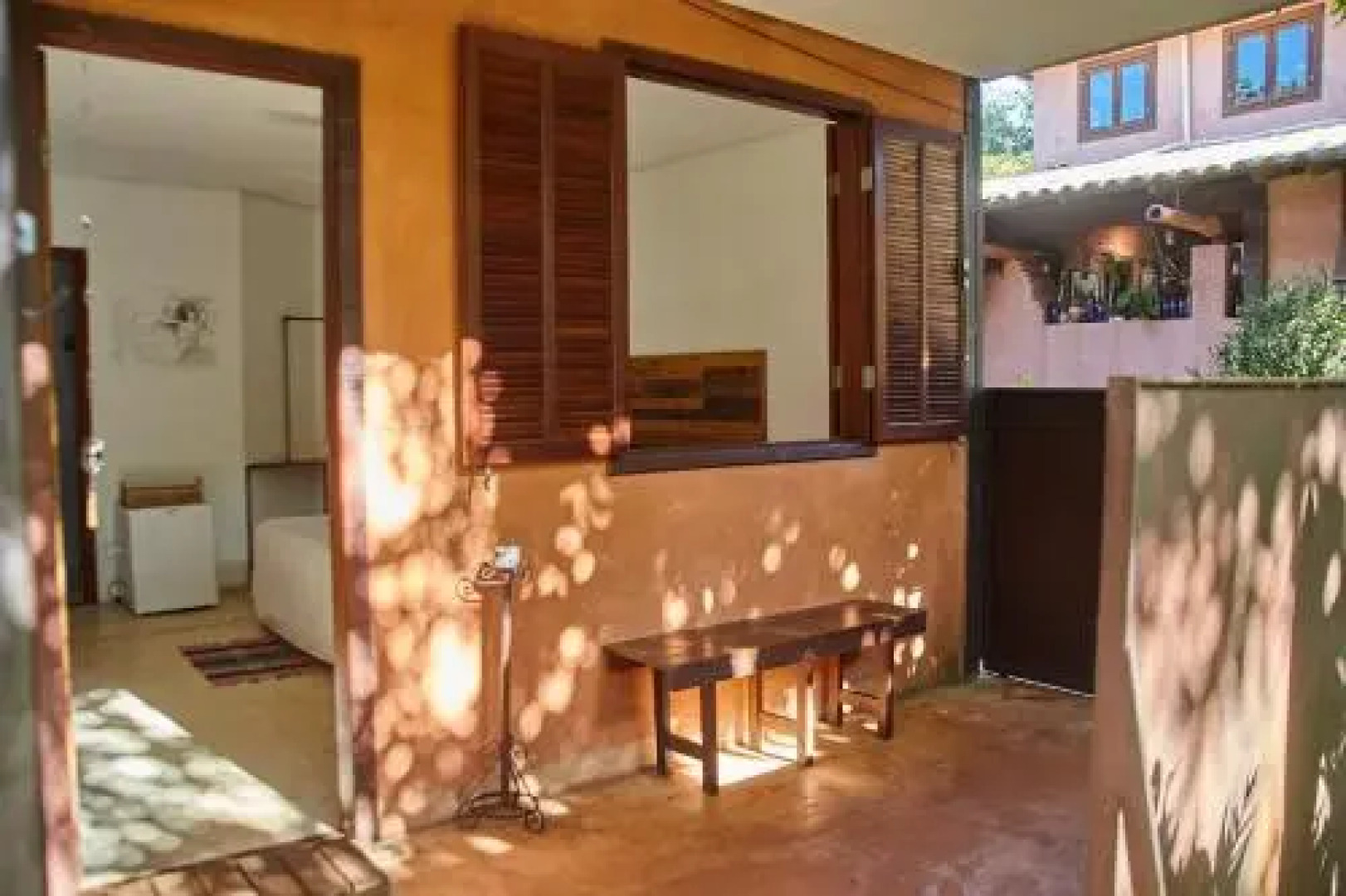 Tiô Isolda Artes & Hospedaria