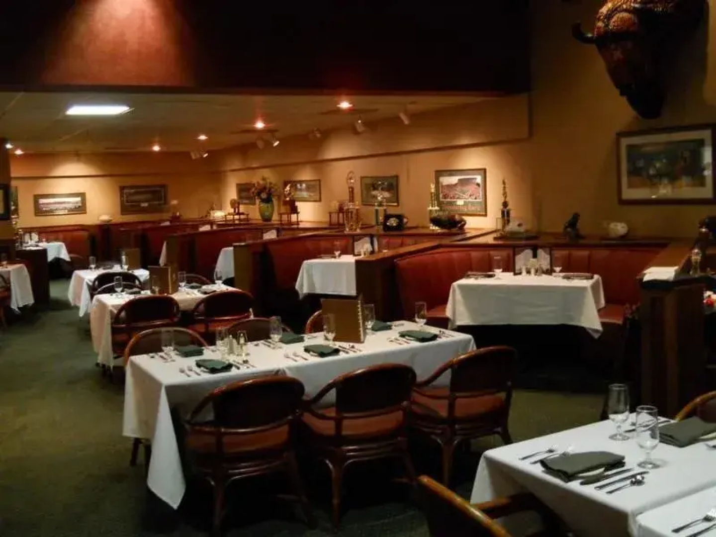 Pullman Plaza Hotel