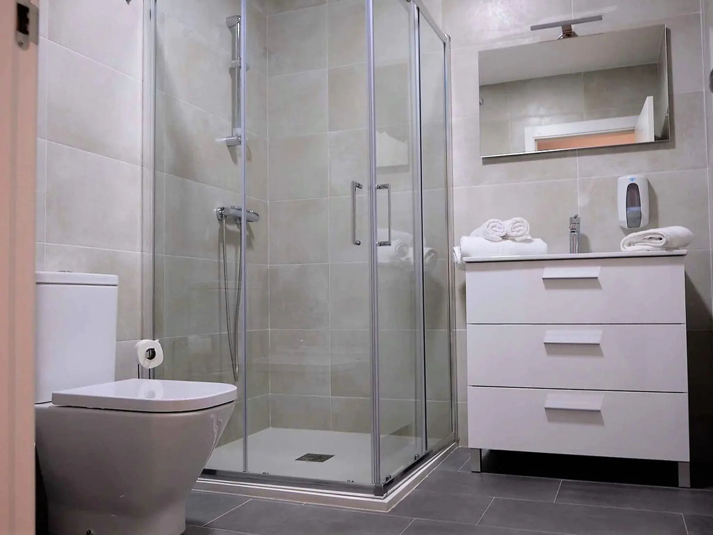 Delightful Apartment in Ourense overlooking the City