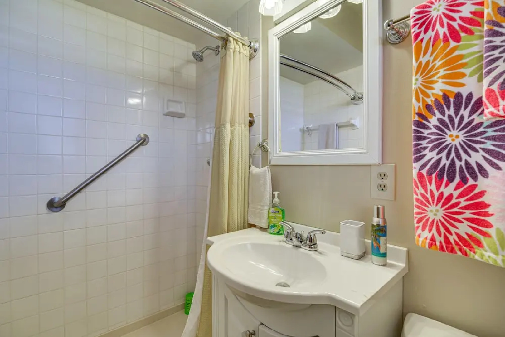 Sebastian Home w/ Large Deck Near Golfing & Beach