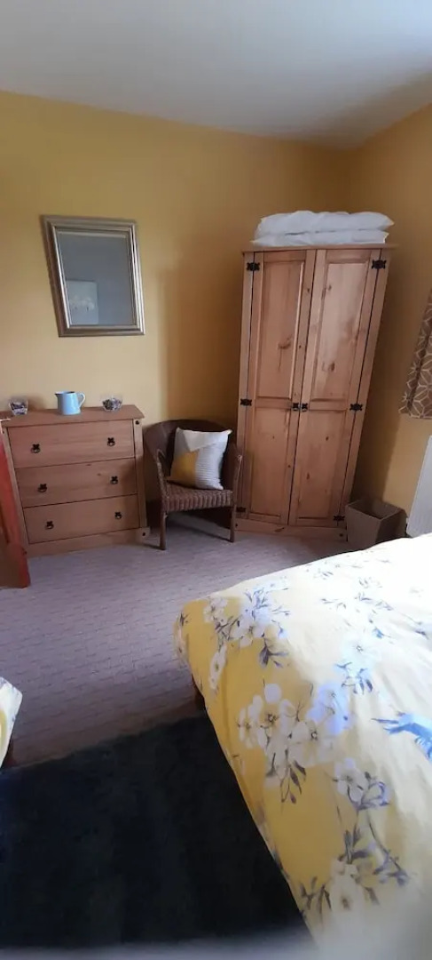 Beautiful 1 Bedroom Cottage With Fishing Lake