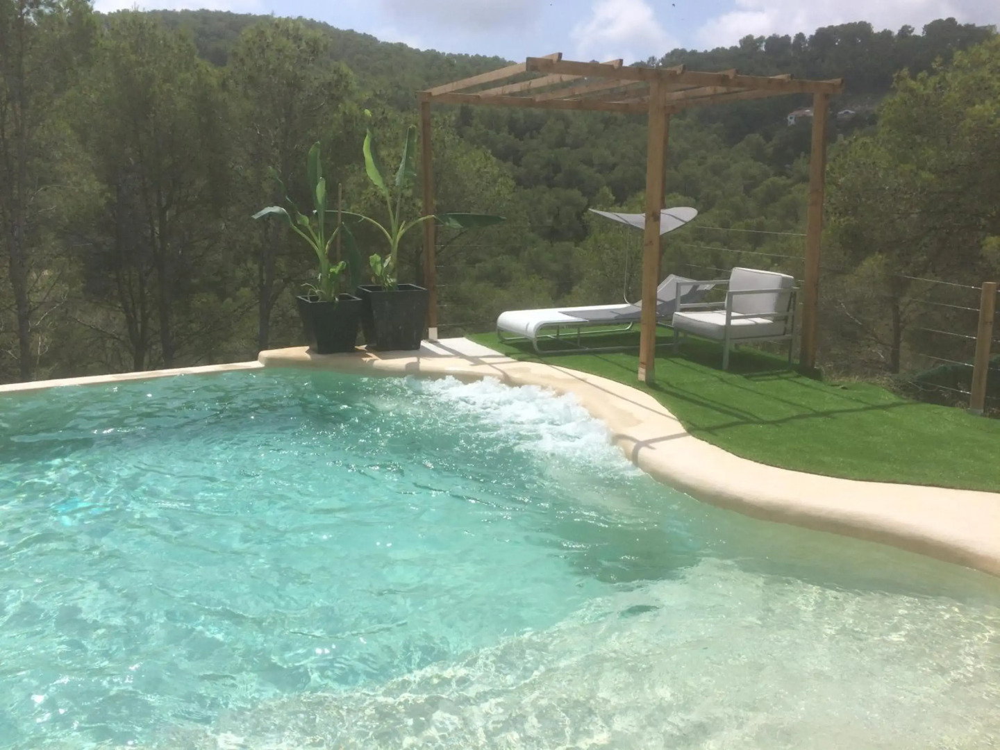 Villa Paradise , playa climatizada y privada a 10 minutos de Sitges