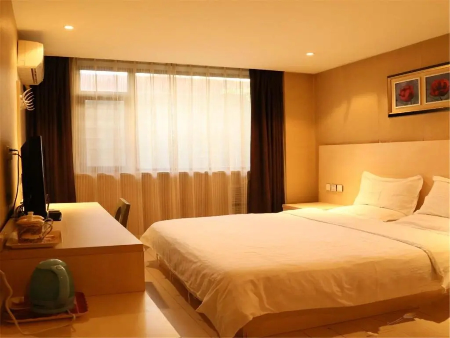 大同陆达快捷酒店