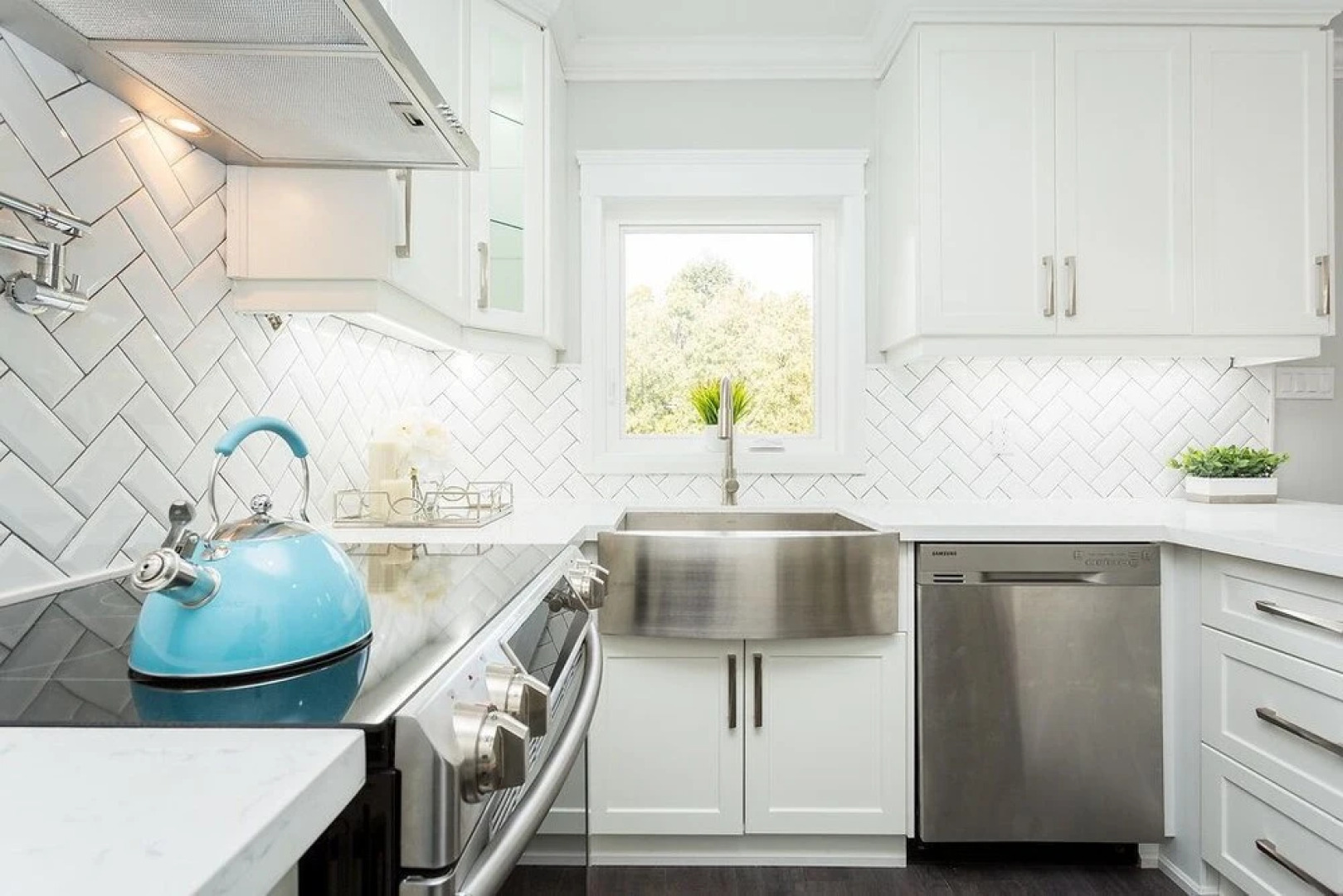 Stunning and Exclusive Home in Burlington