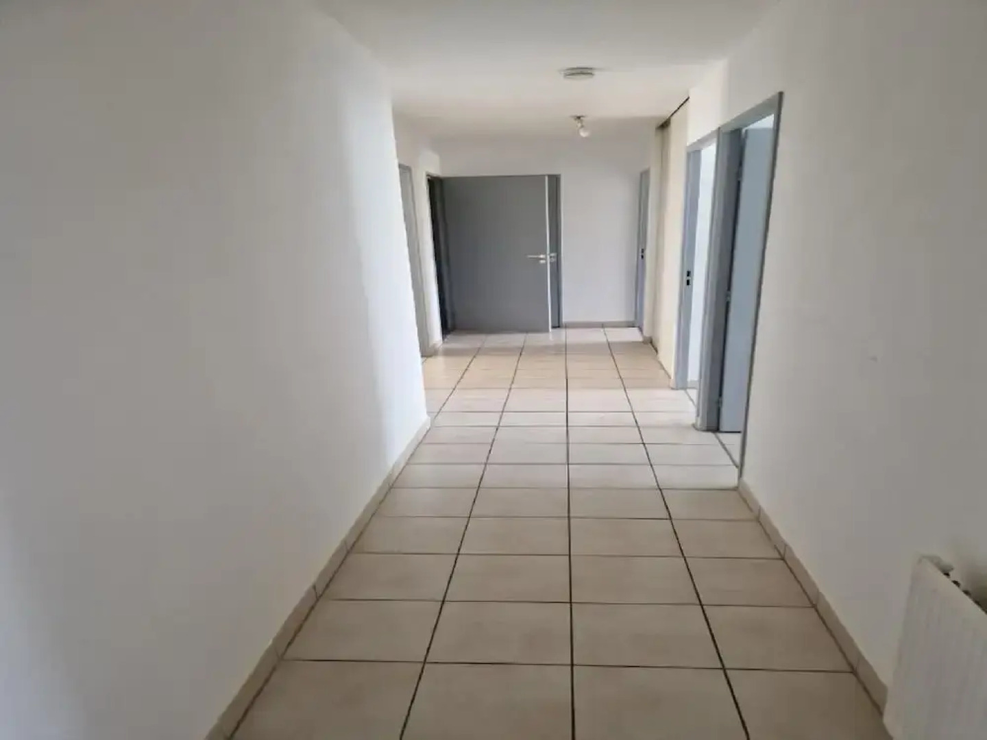 Beautiful Holiday Apartment in Uzes With Balcony