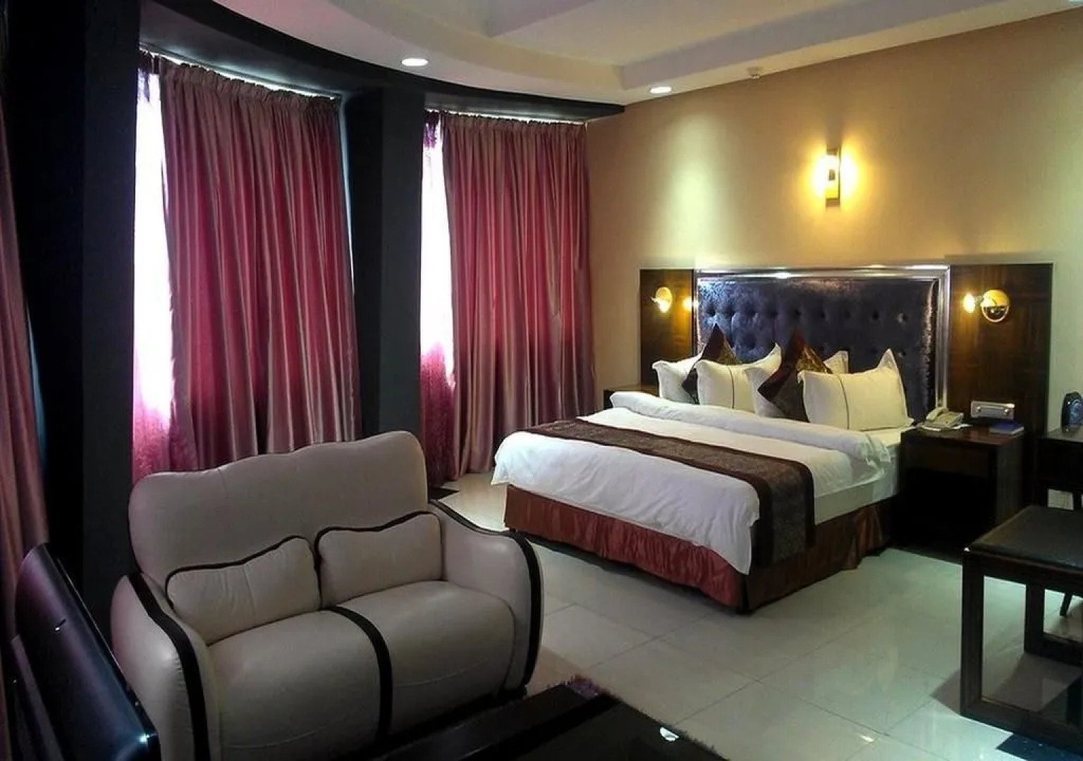 Sun Beach Hotel