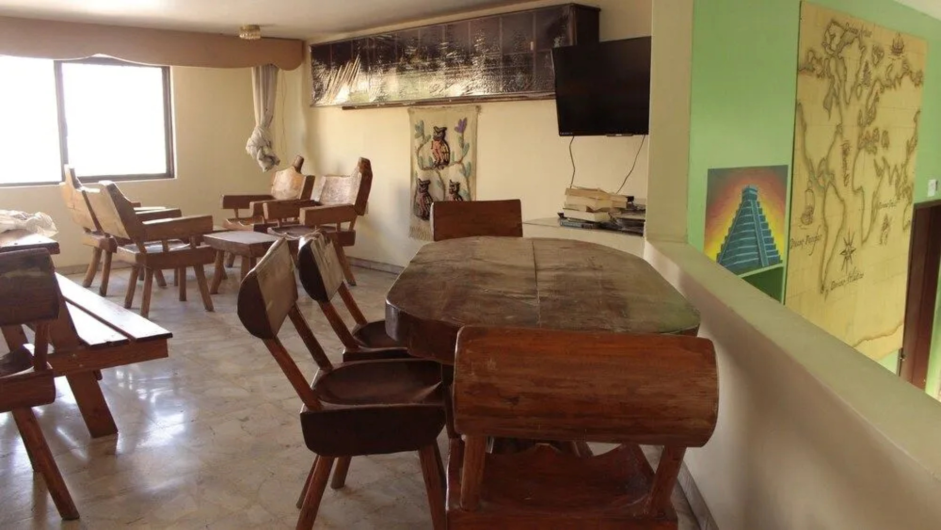 The Roof Backpackers Hostel