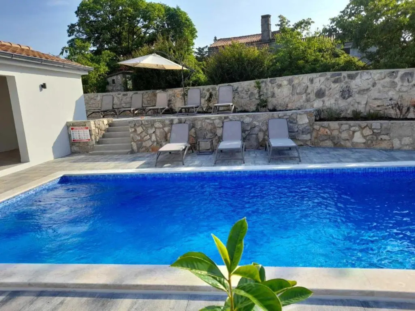 Villa Diny with Pool