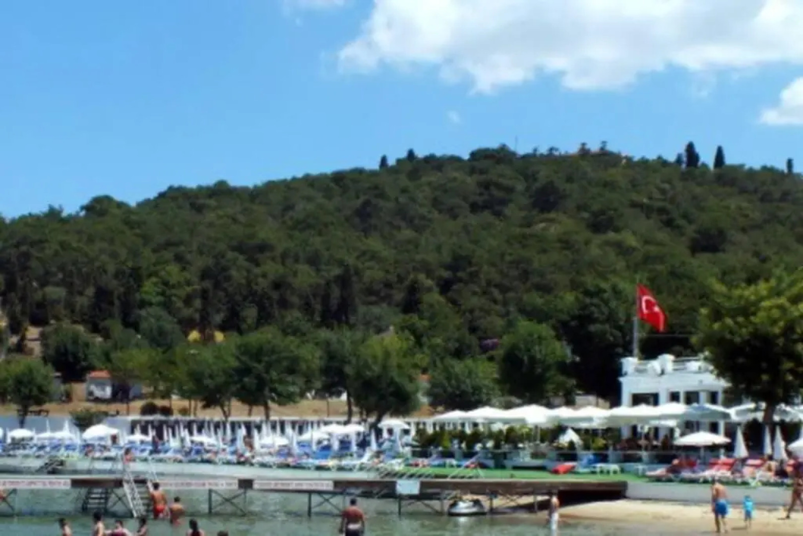 Garden flat in Prince islands, Heybeliada