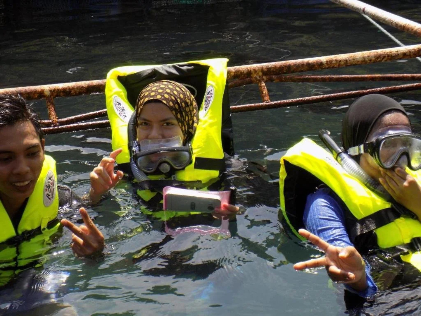 Terapung Hotel & Fish Garden