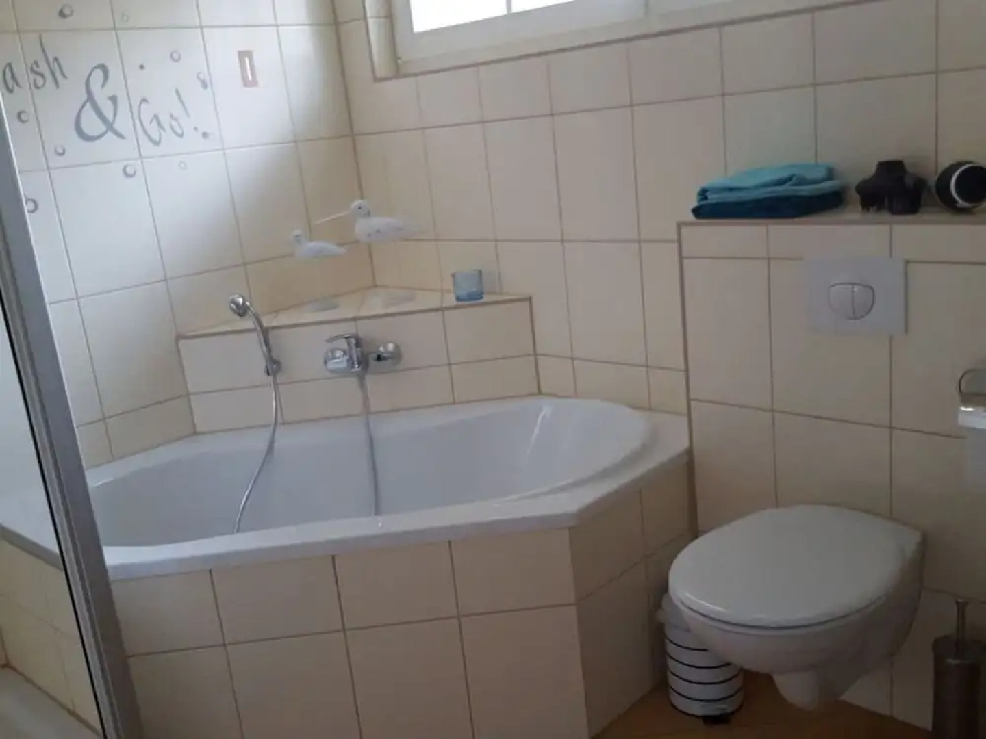 "laura" Comfortable Holiday Residence