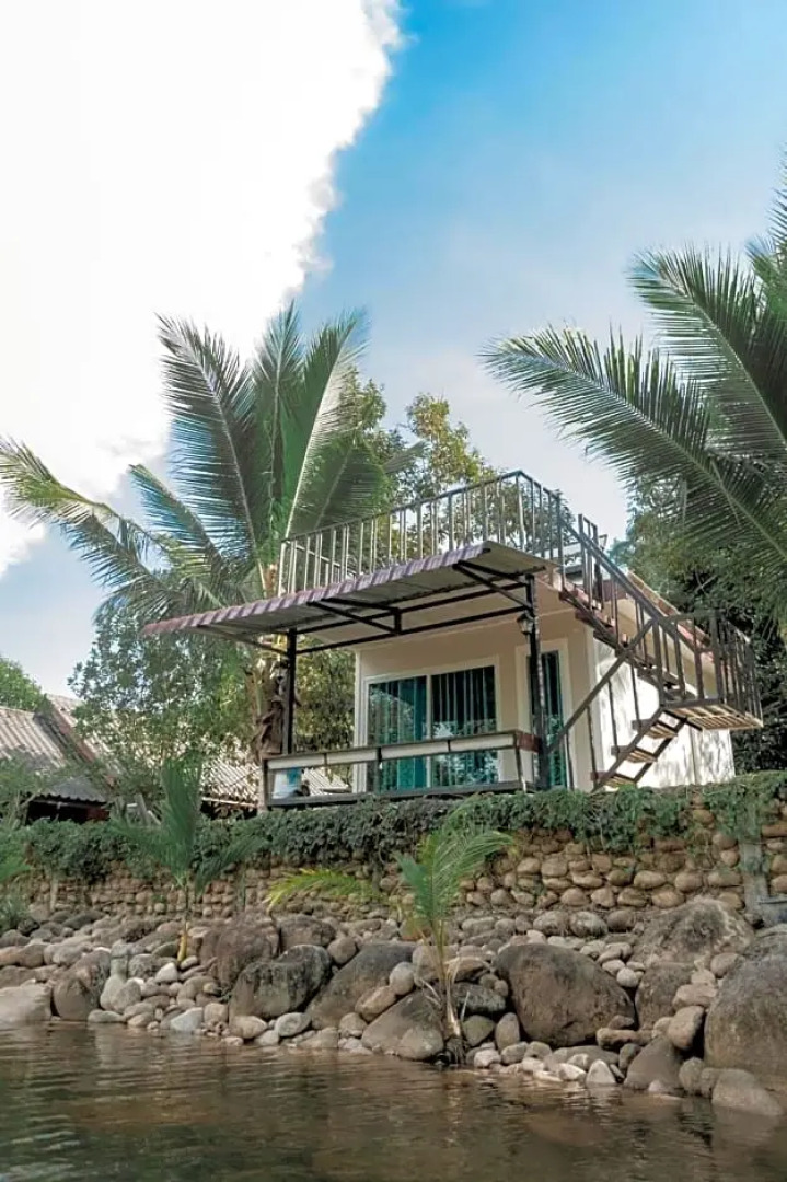 เมี่ยงไม้ รีสอร์ท