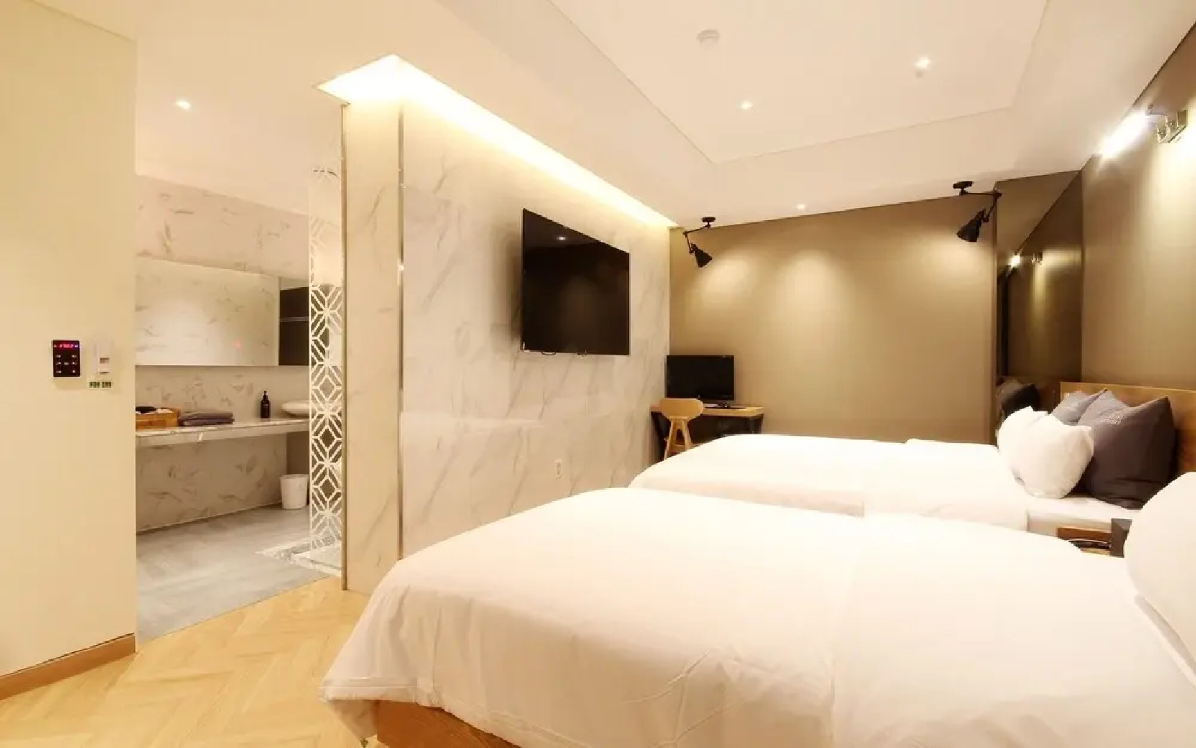 Daegu Cherish Hotel