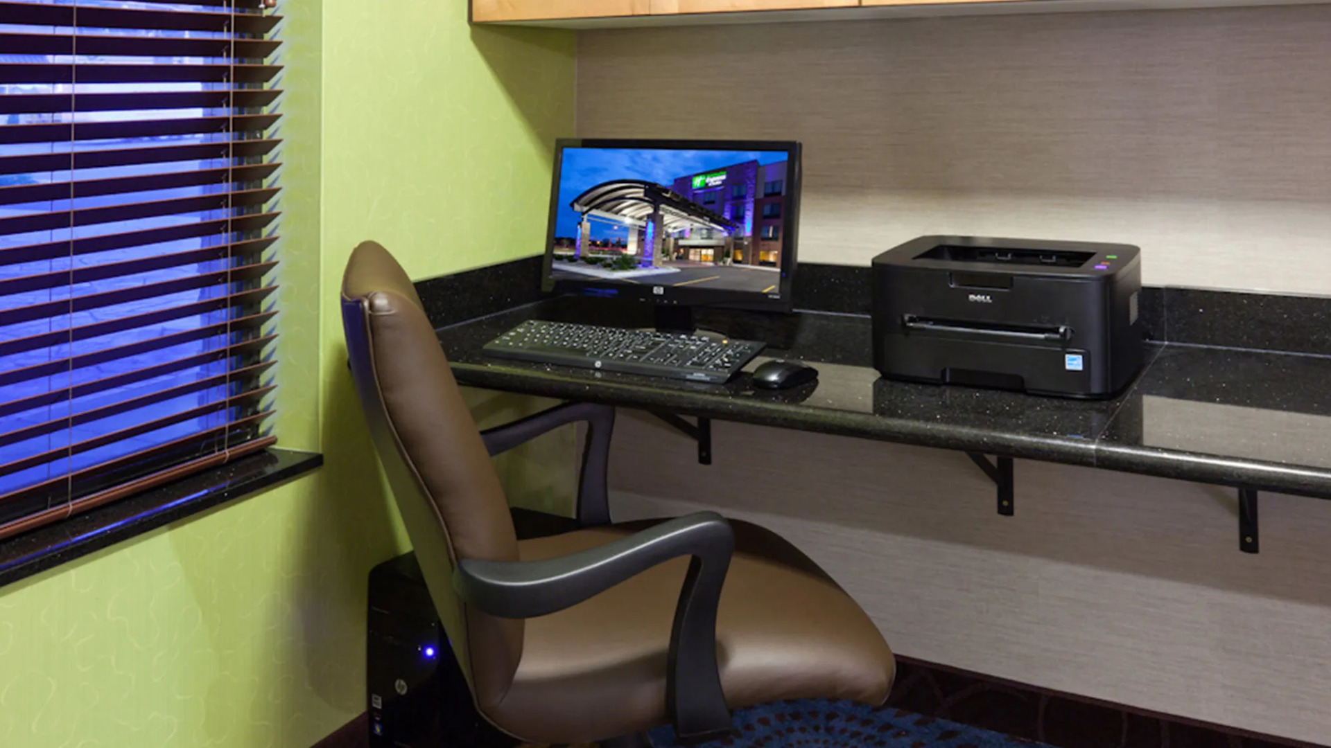 Holiday Inn Express & Suites Rochester – Mayo Clinic Area by IHG