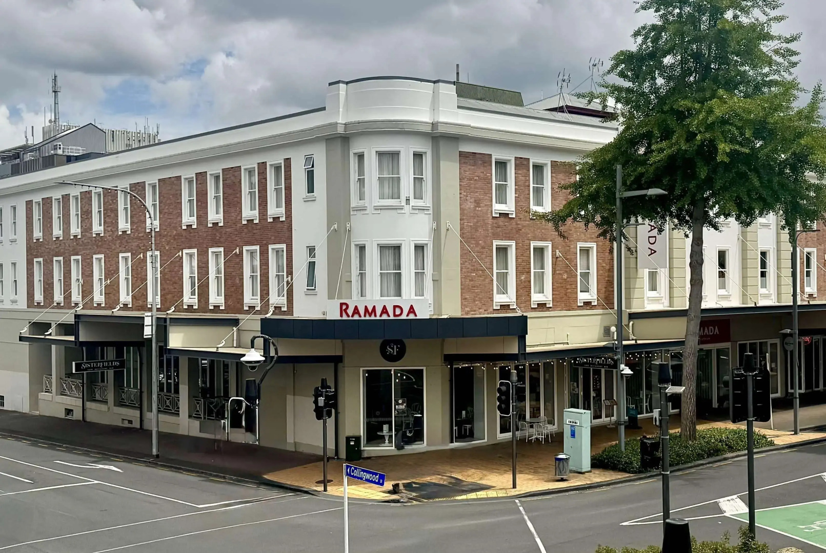 Ramada by Wyndham Hamilton City Center