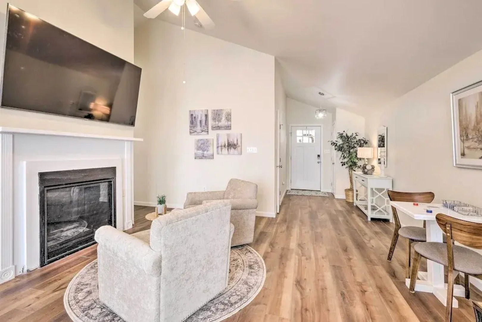 Waterfront Cottage w/ Private Beach + Deck!