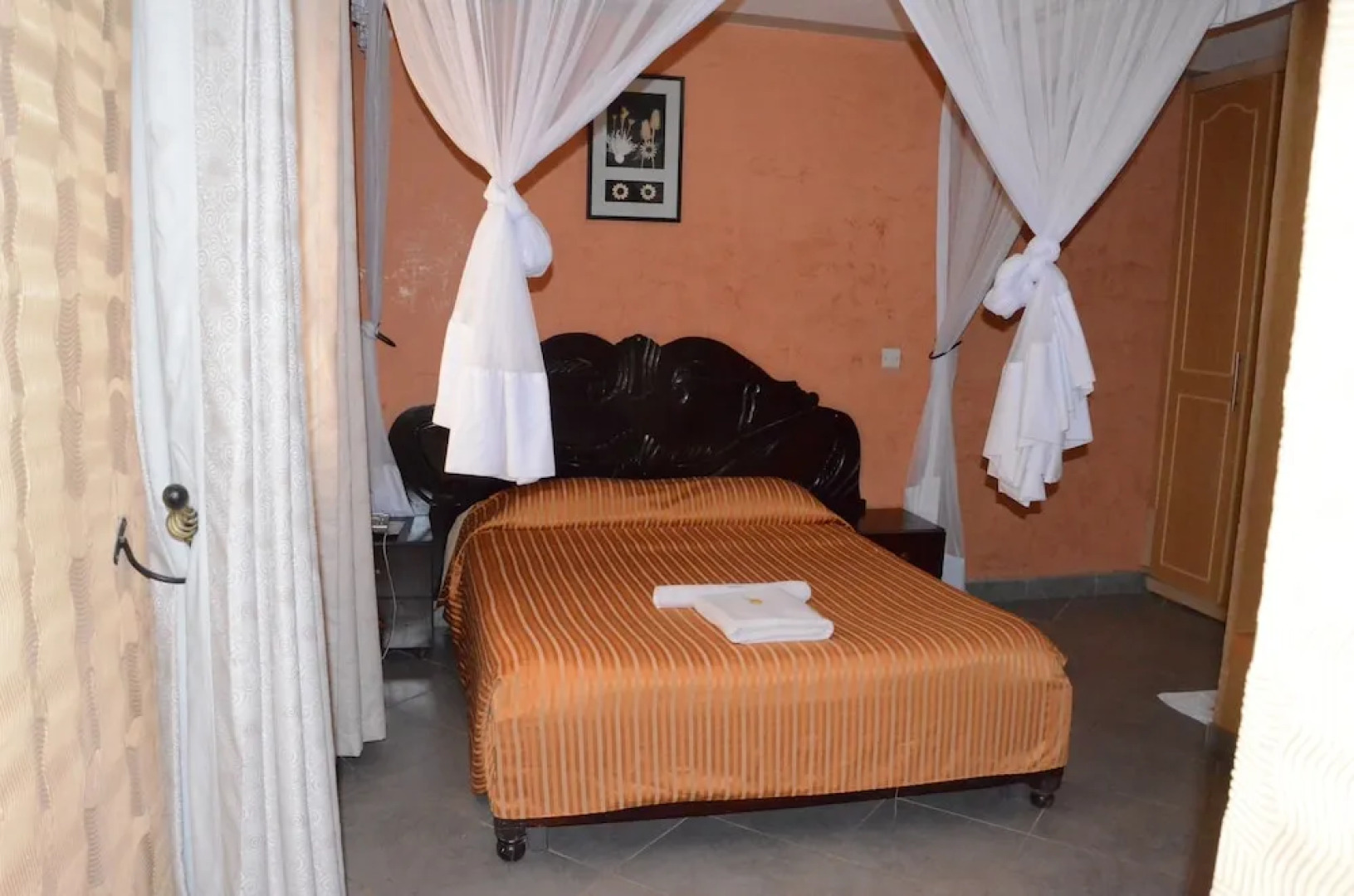 Stedmak Suites and Annexe