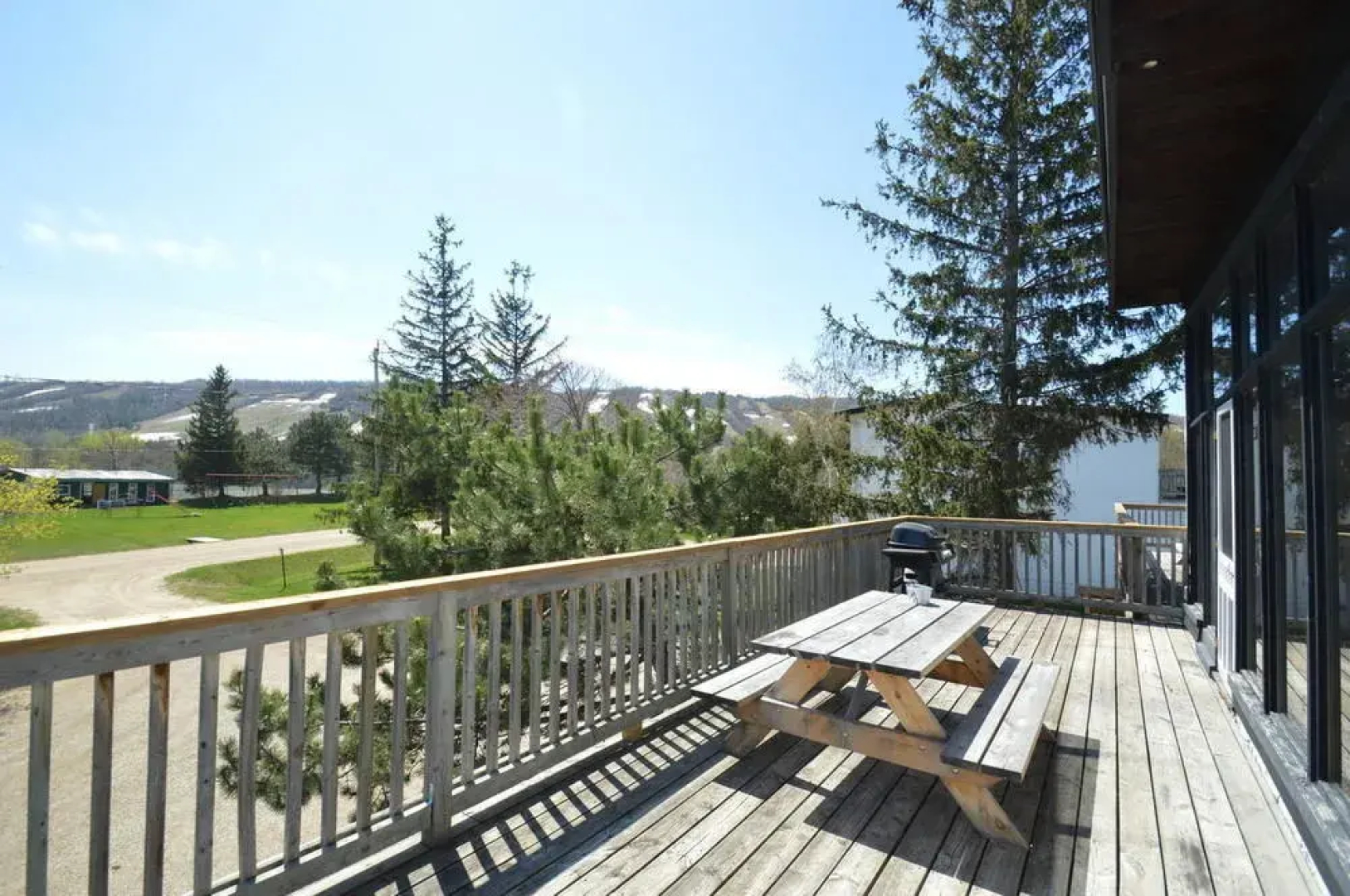 6 Bed Blue Mountain Rental with Hot Tub