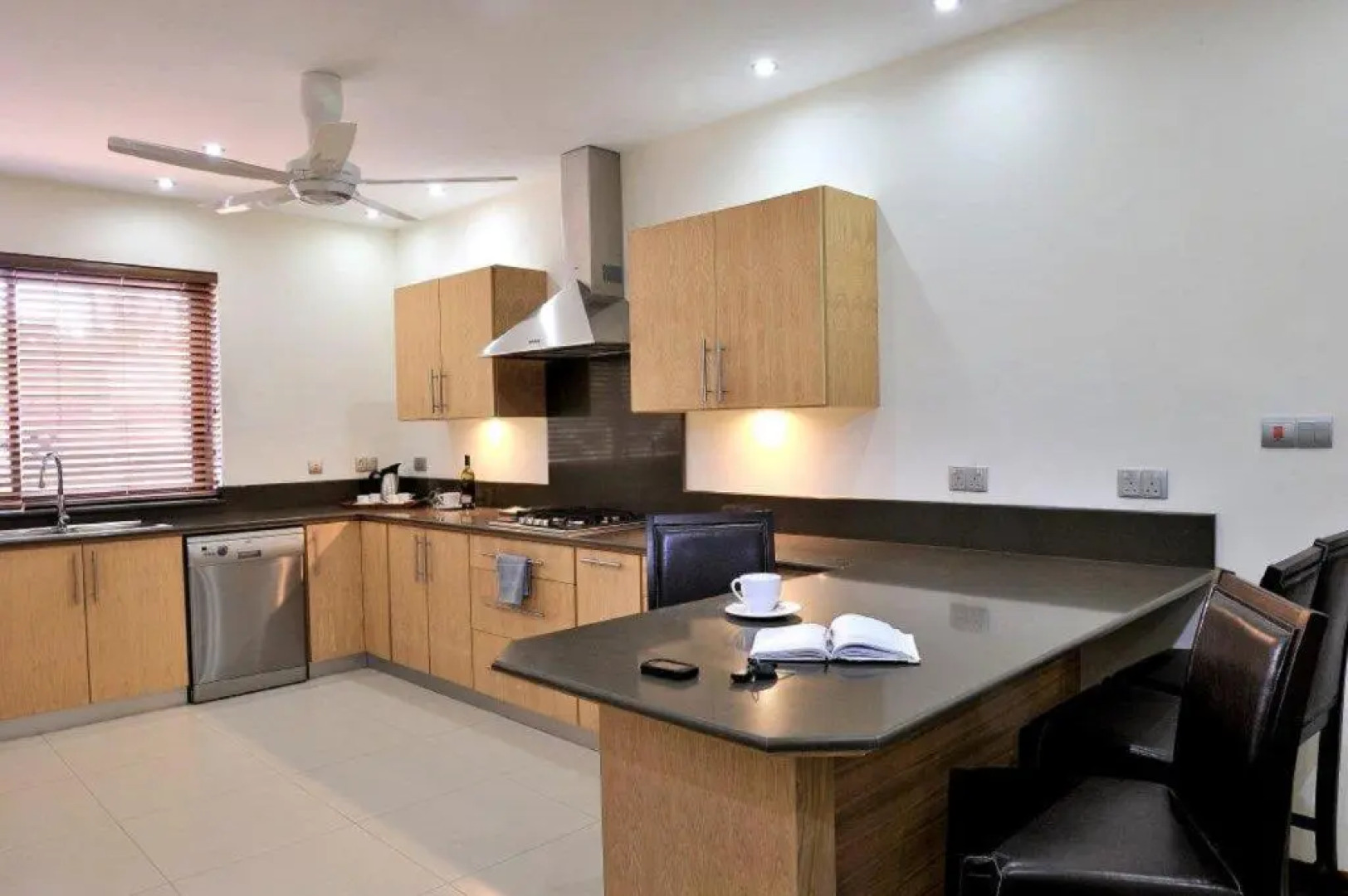 Olana Beachfront Apartments