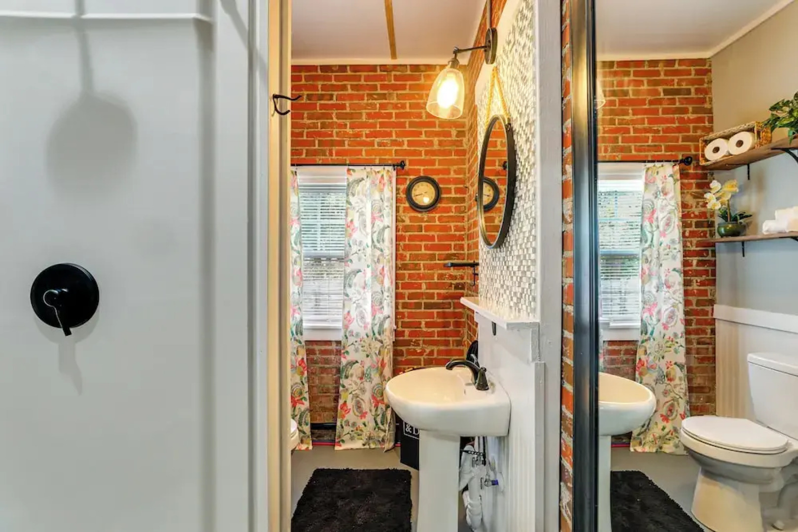 Backyard Oasis w/ Pool: Sunny Sumter Studio!