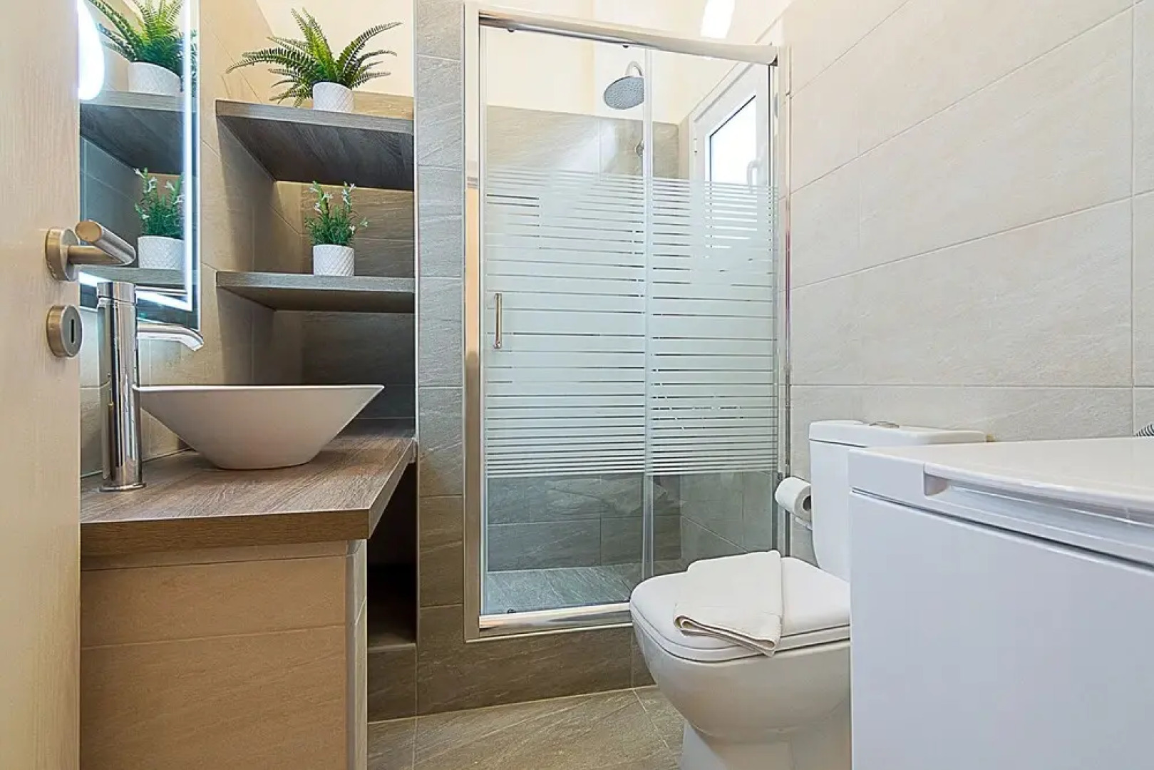 Comfy flat in Cholargos