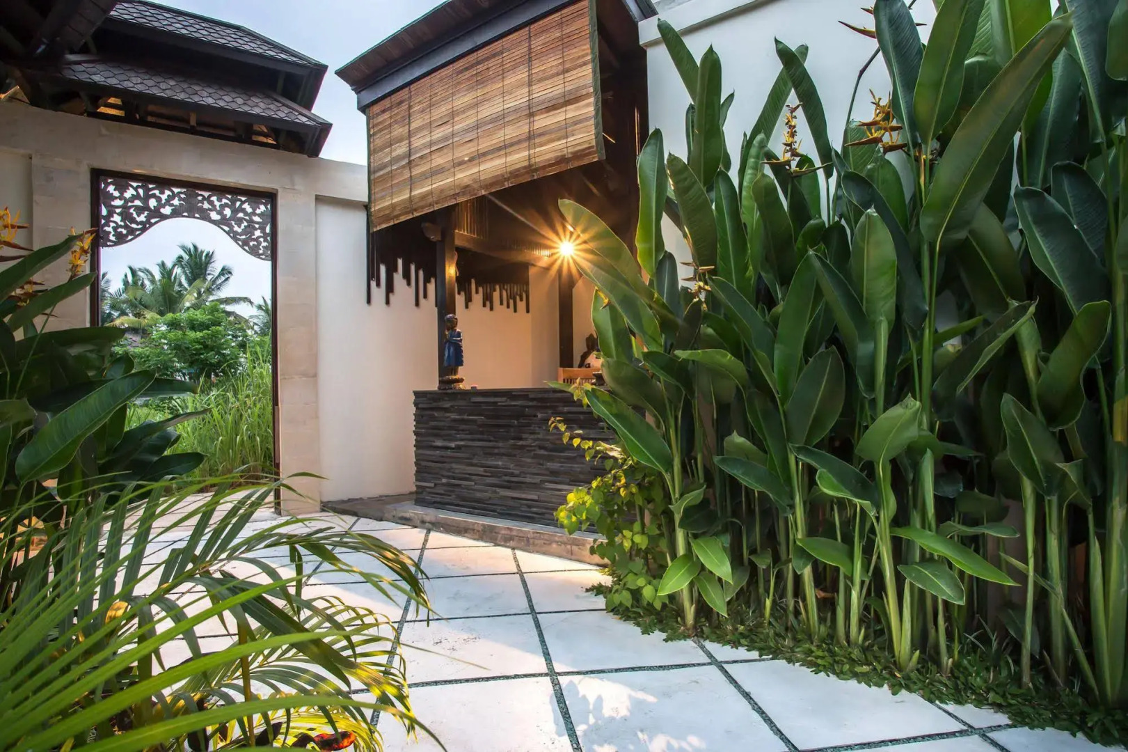 Solo Villas and Retreat