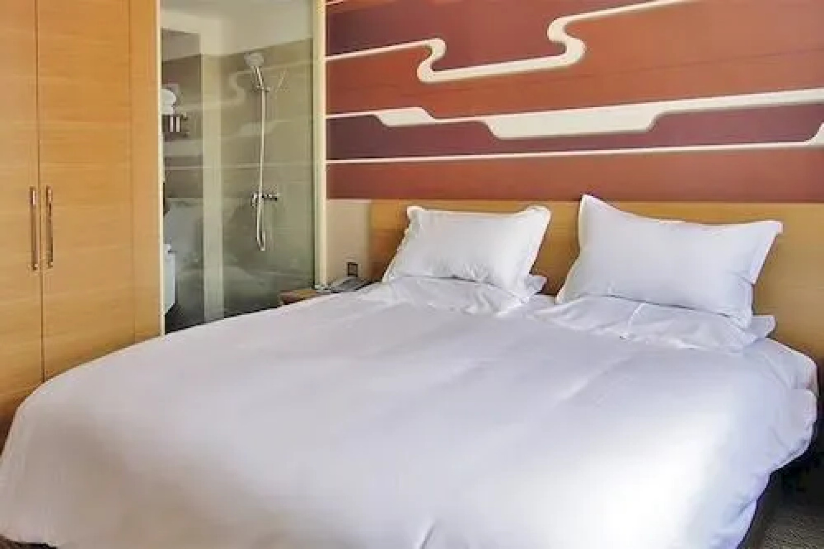 Yantai Tonghui Hotel