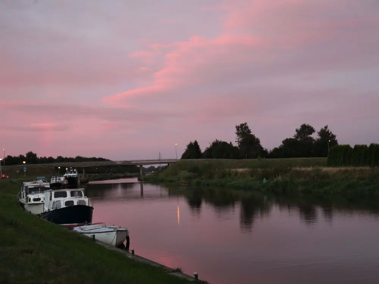 Romantic Villa With a Dishwasher, Near a National Park