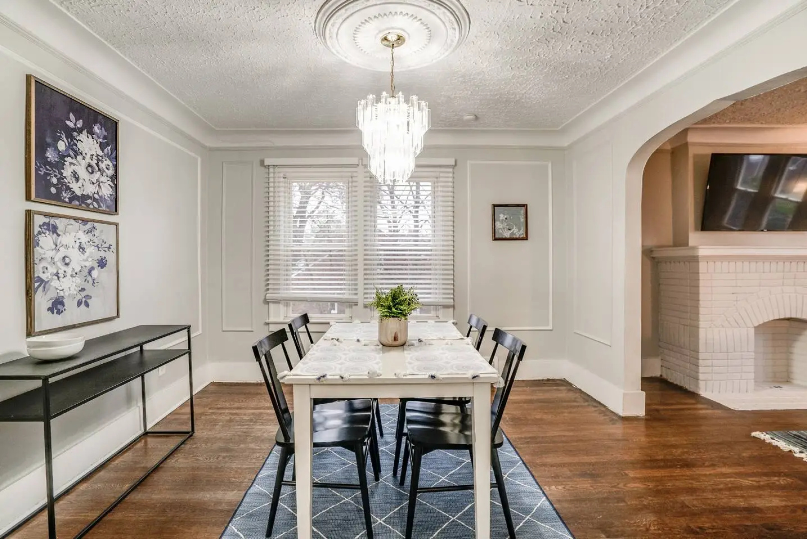 Cozy and comfortable apartment /15 minutes to down town