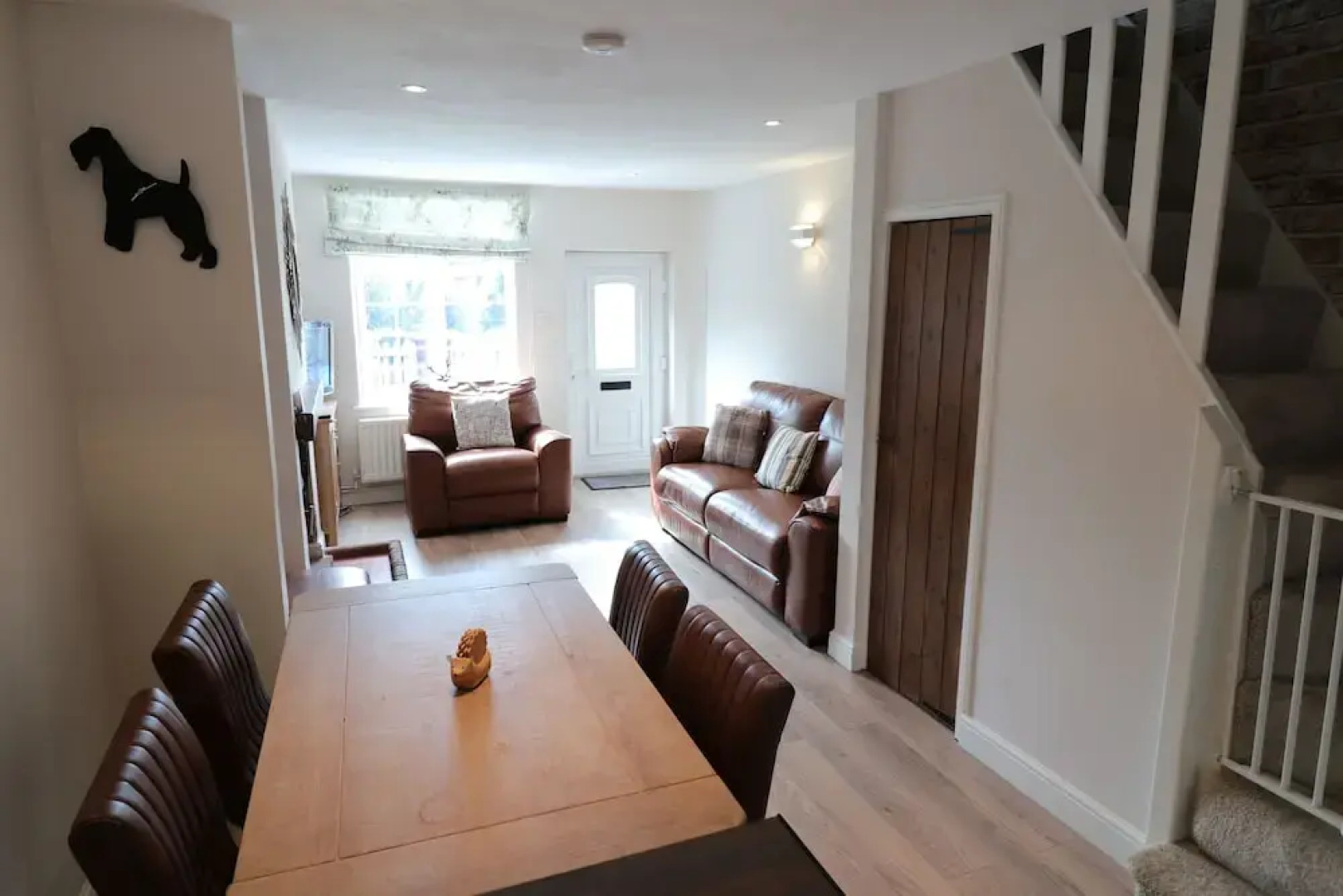 The Horse & Cart Inn