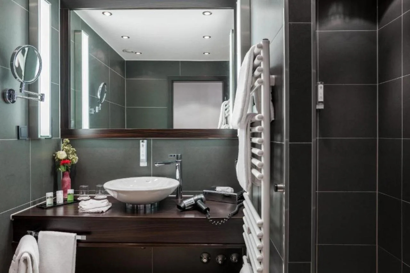 Leoso Hotel Leverkusen