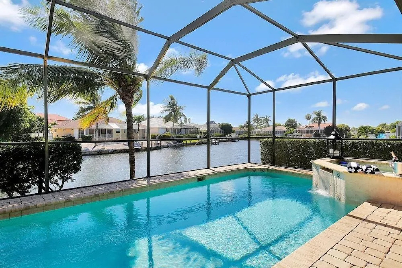 SMARCO1601 4 Bedroom Holiday Home by Marco Naples Vacation Homes