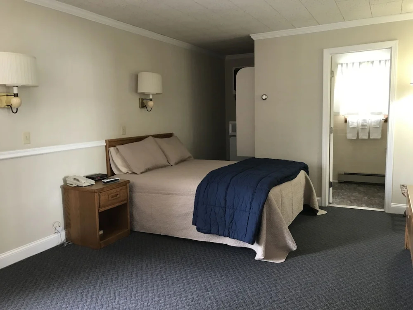 T-Bird Motor Inn