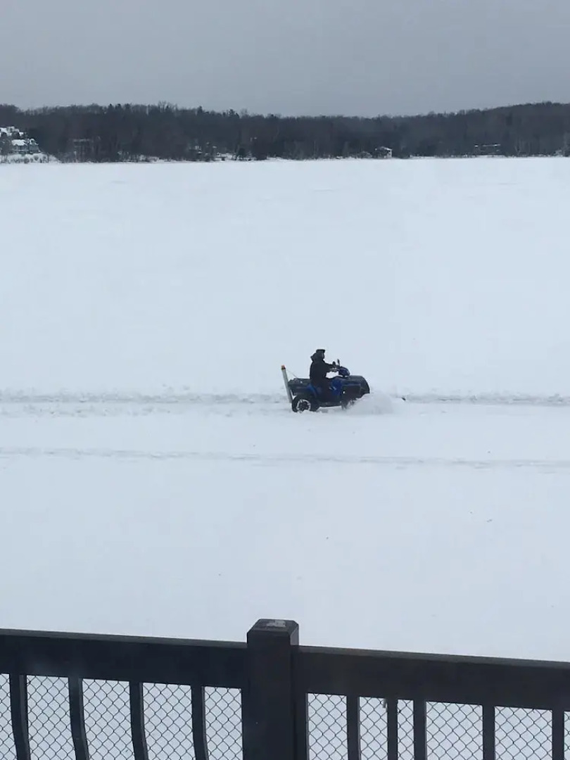 Apartment With 2 Bedrooms in Knowlton, With Wonderful Lake View, Enclosed Garden and Wifi