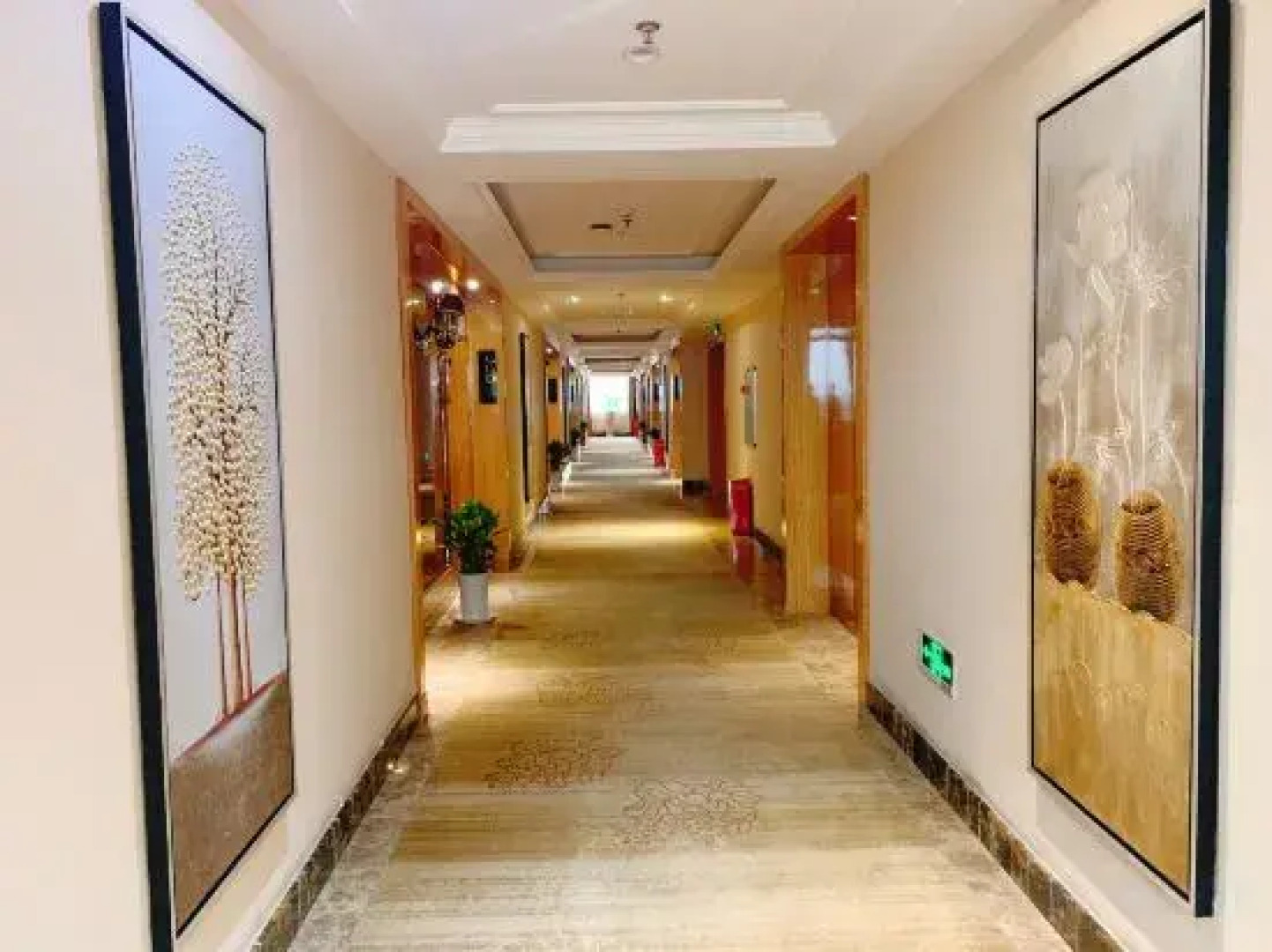 Wang Chao Hotel