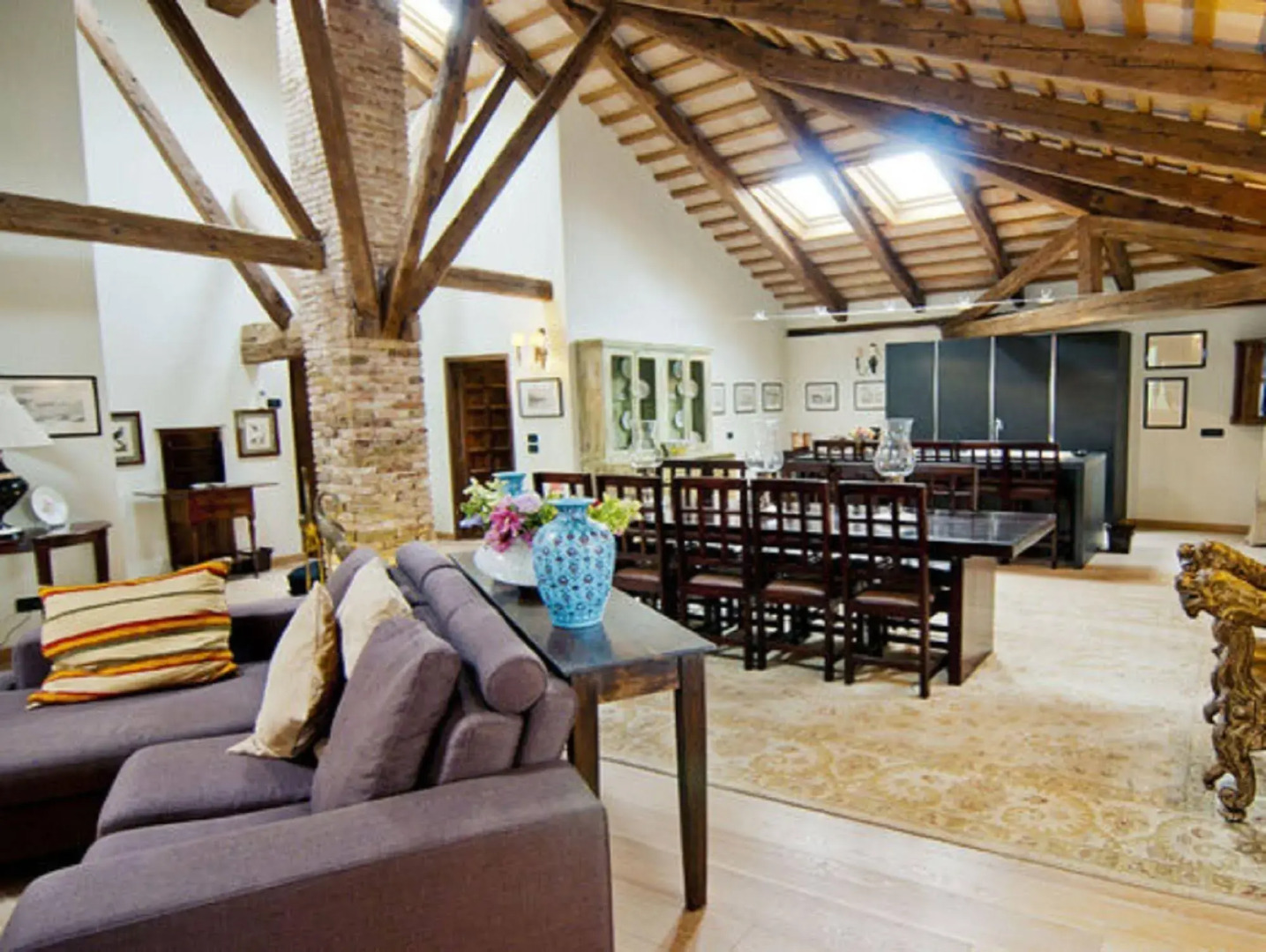 Venice Country Apartments