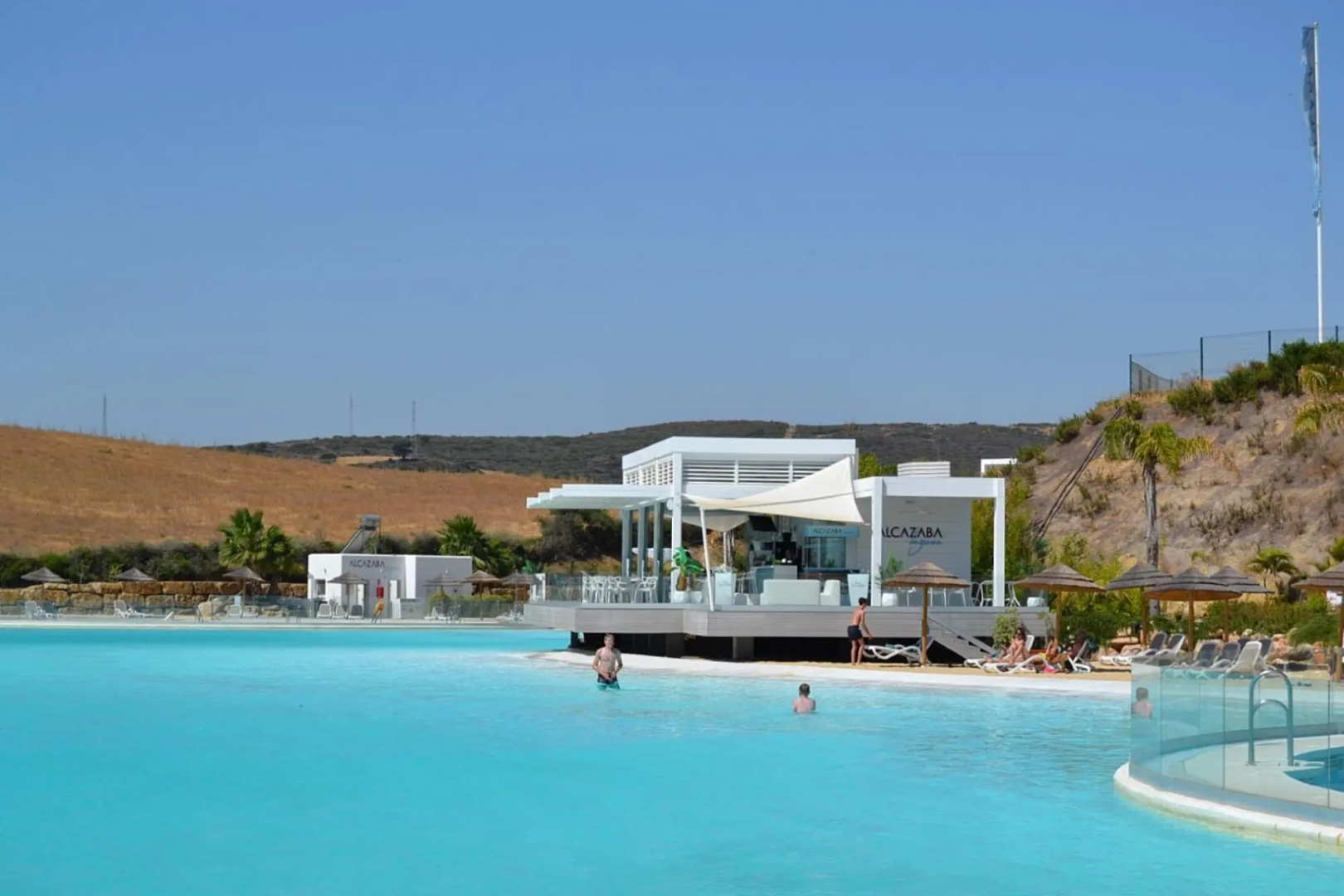 Al-401 Apartment in Alcazaba Lagoon