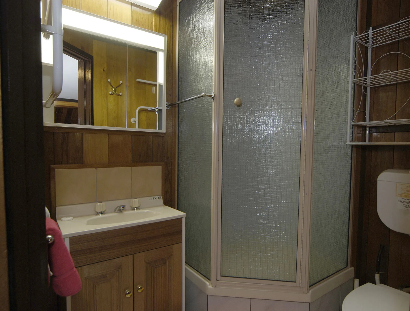 Karelia Alpine Lodge