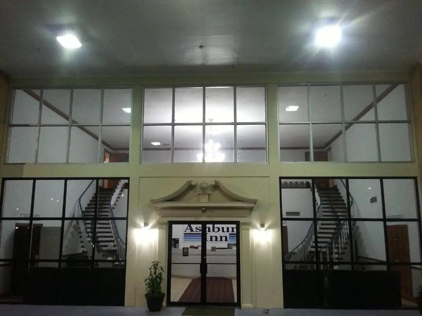 Ashburn Inn Of Manning