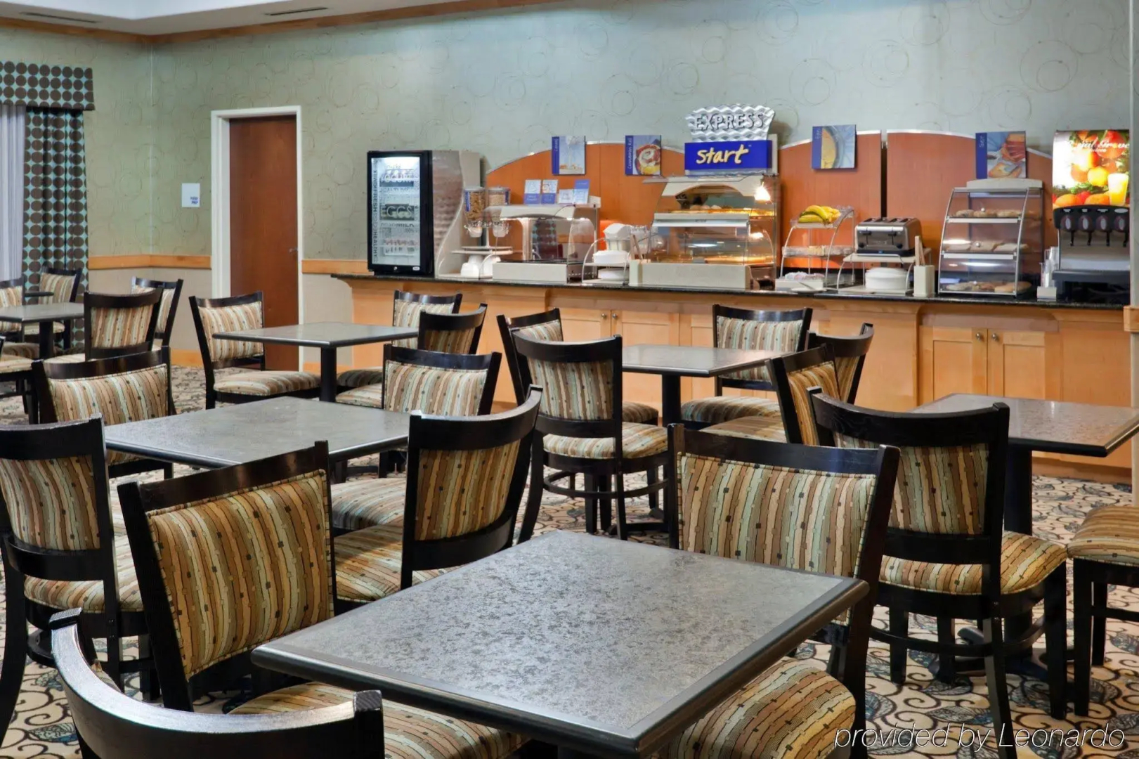 Holiday Inn Express Hotel & Suites Fairburn by IHG