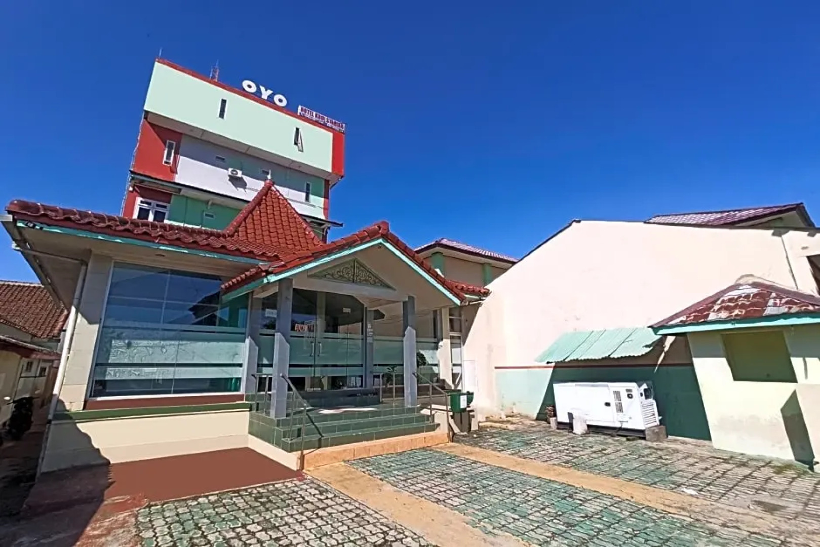 OYO 2611 Hotel Krui Syariah