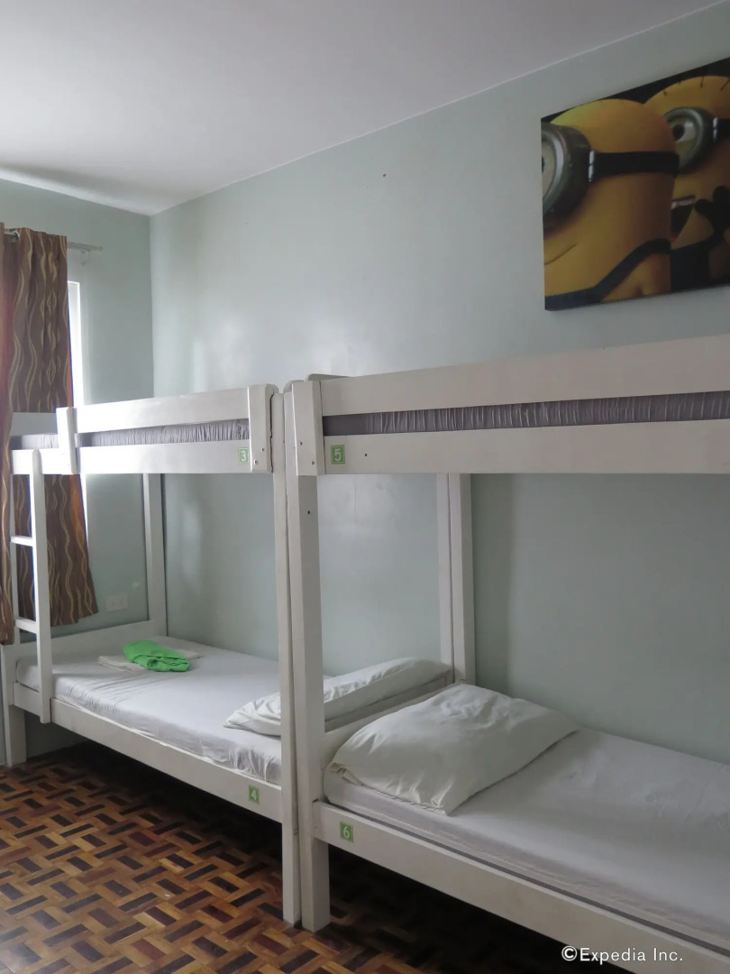 TR3ATS Guest House Bohol - Hostel