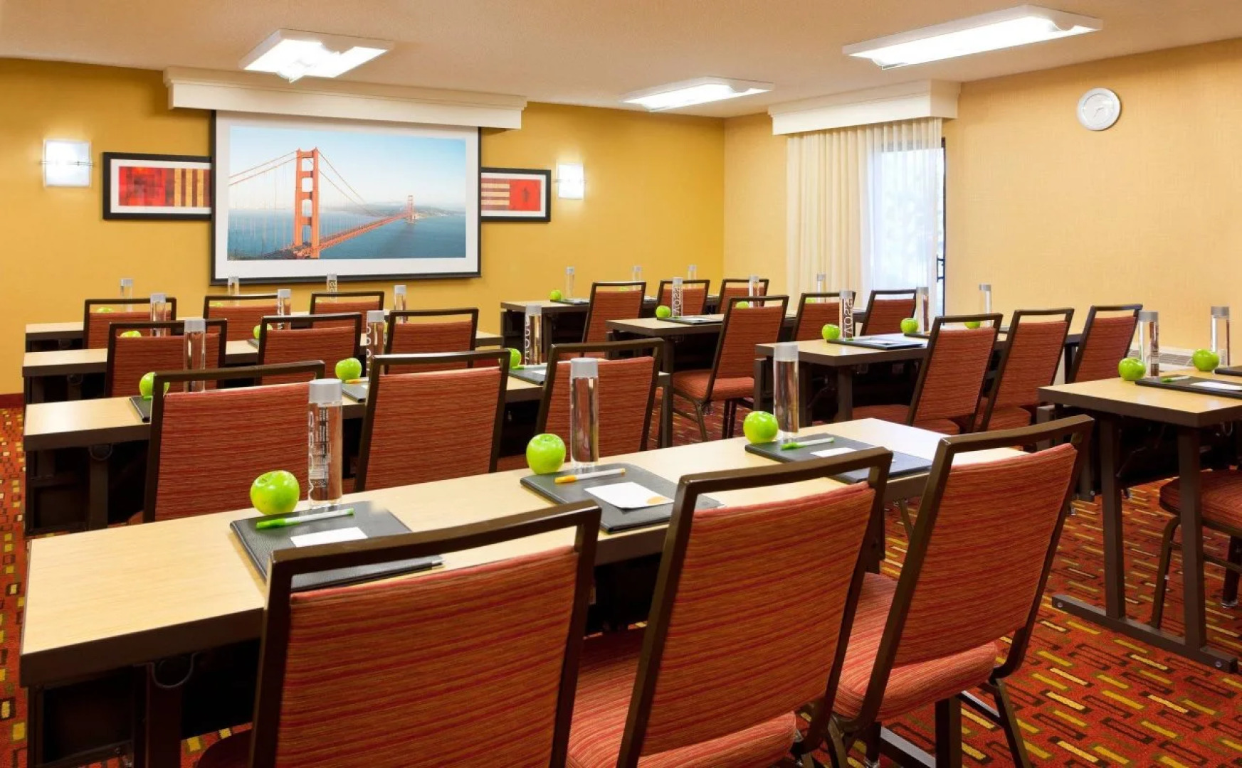Courtyard by Marriott San Francisco Airport