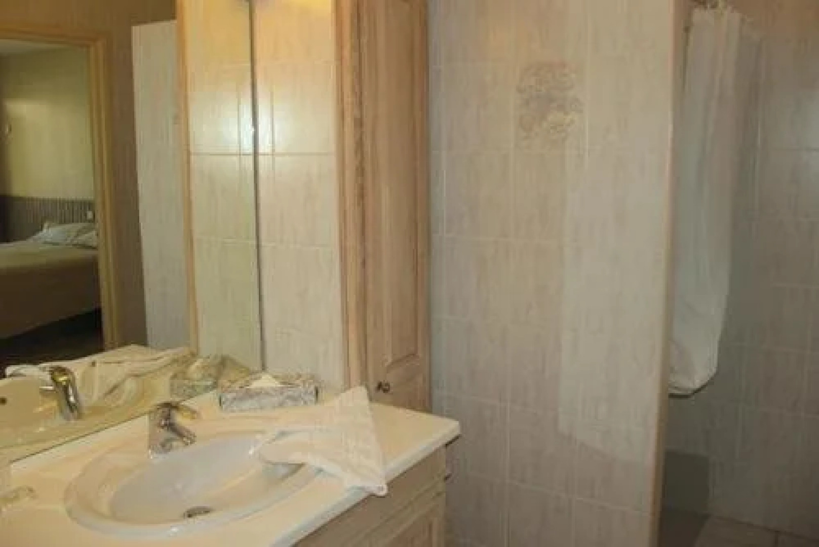 Hôtel et Studios Les Amandiers